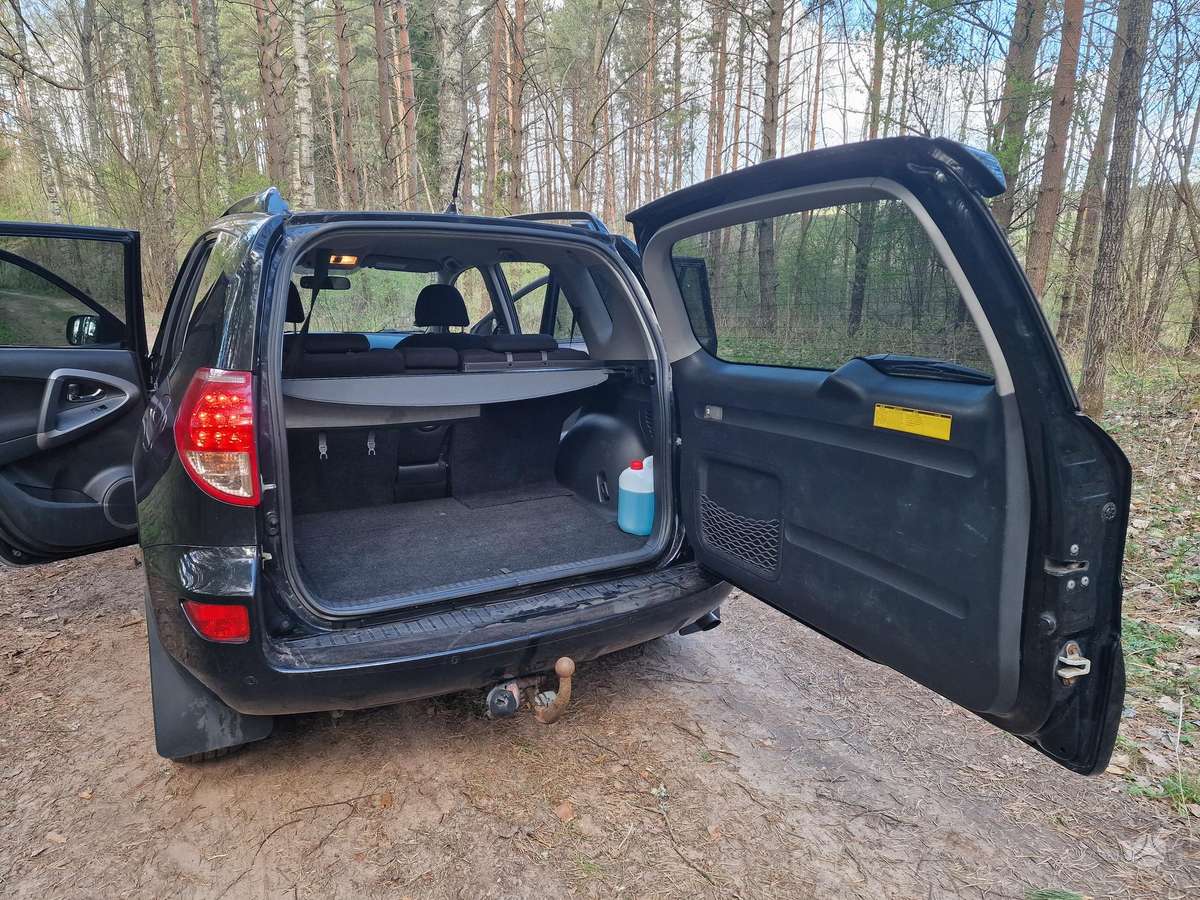 Toyota RAV4 2008 — photo 24