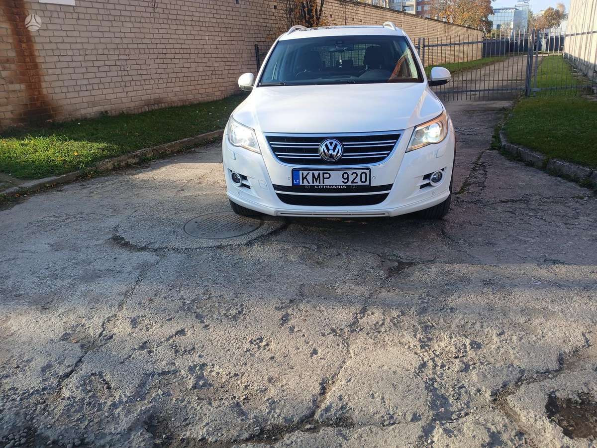 Volkswagen Tiguan, 2010
