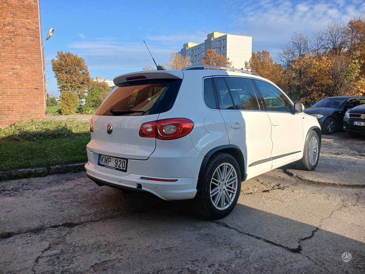Volkswagen Tiguan 2010 — photo 5