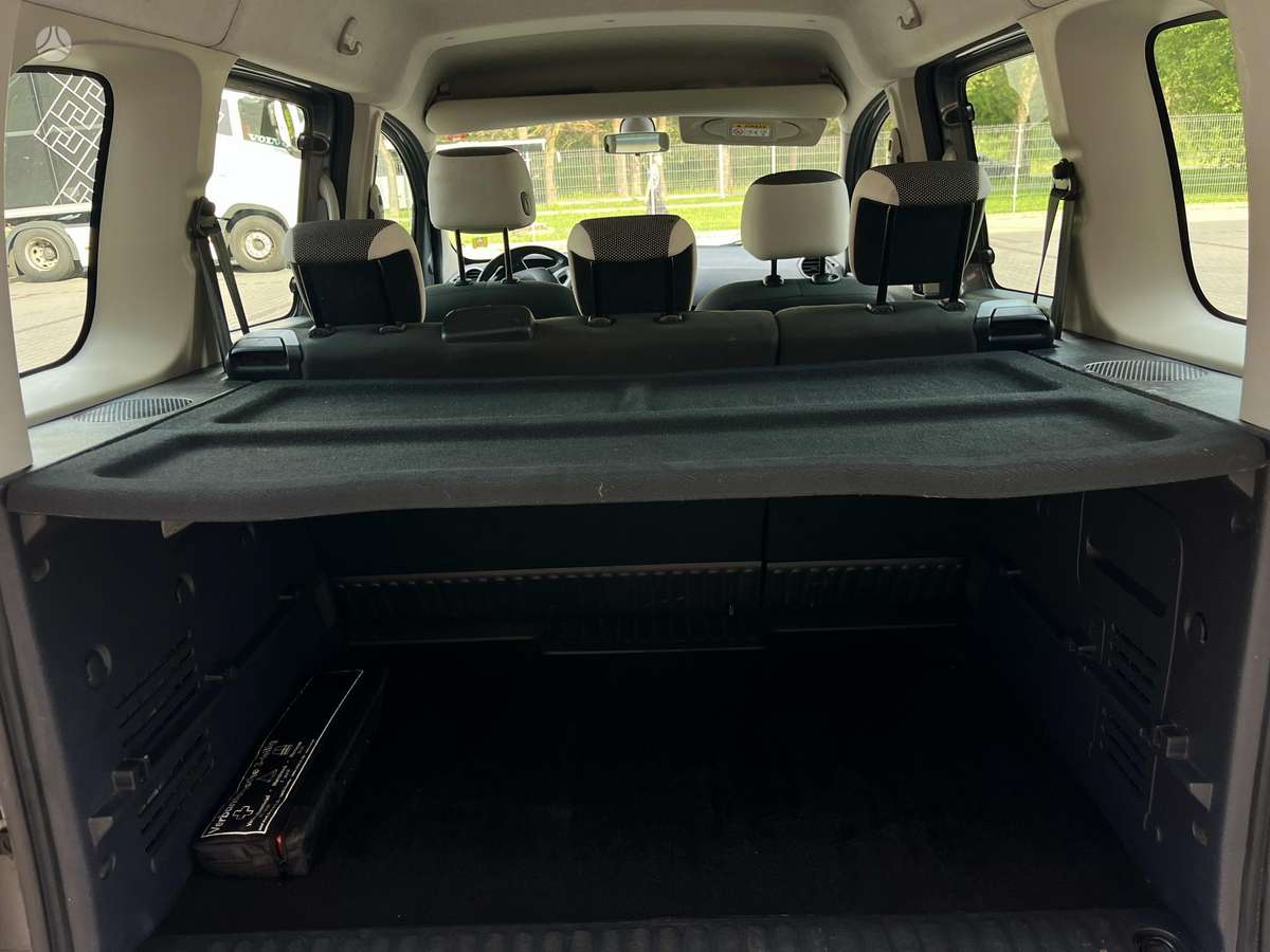 Renault Kangoo 2014 — photo 14