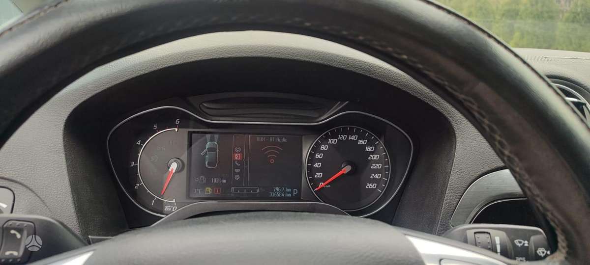 Ford S-MAX 2012 — photo 12
