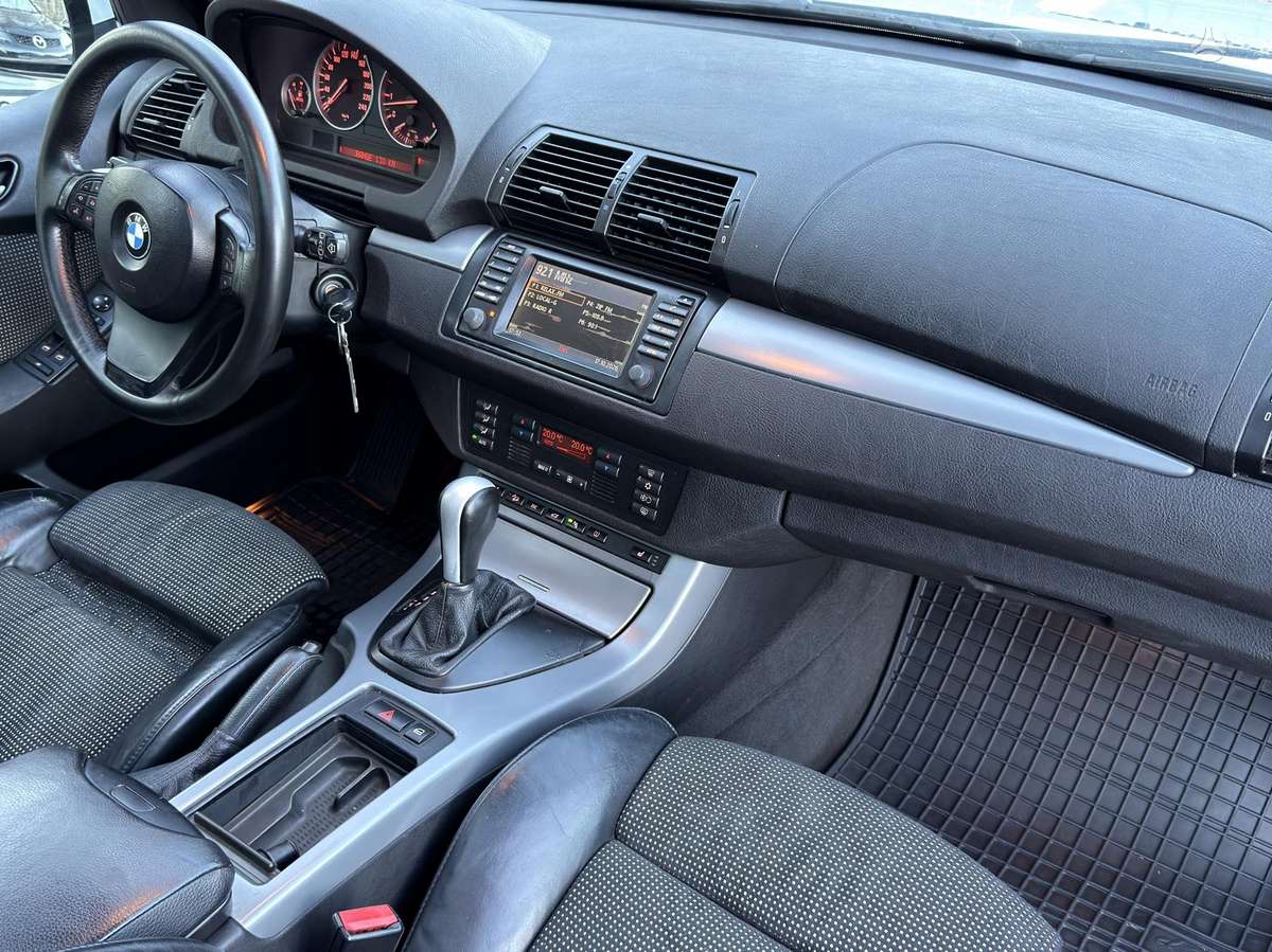 BMW X5 2007 — photo 26