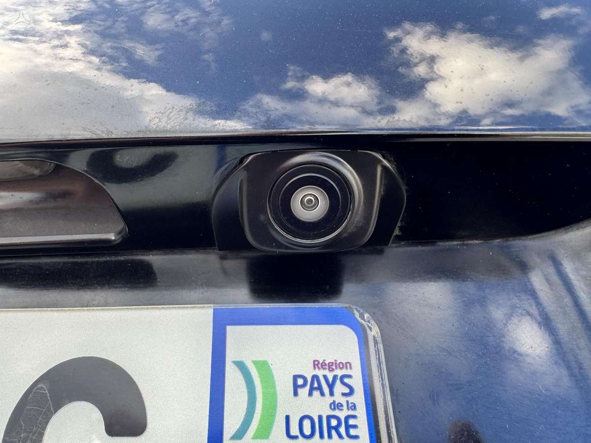 Peugeot 5008 2015 — photo 14