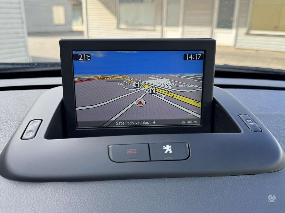 Peugeot 5008 2015 — photo 20