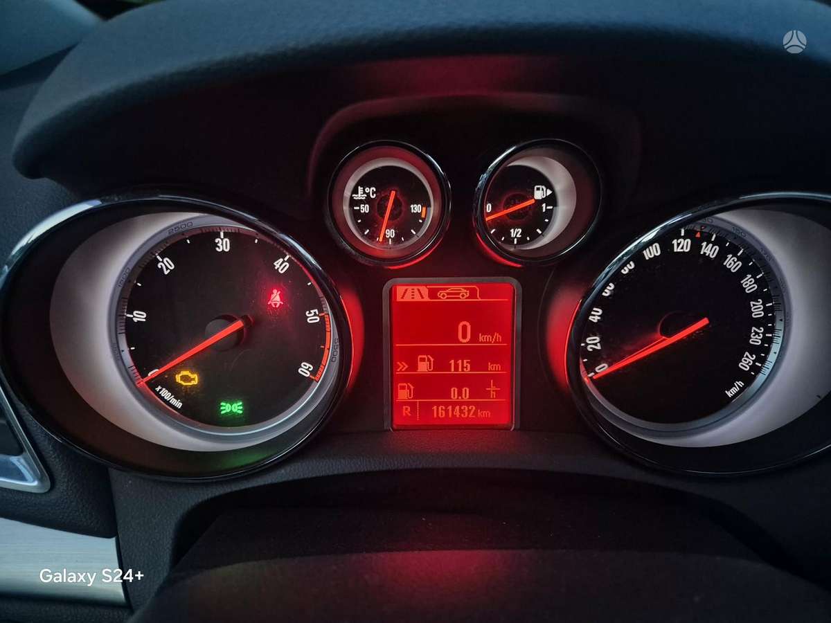 Opel Mokka 2014 — photo 8