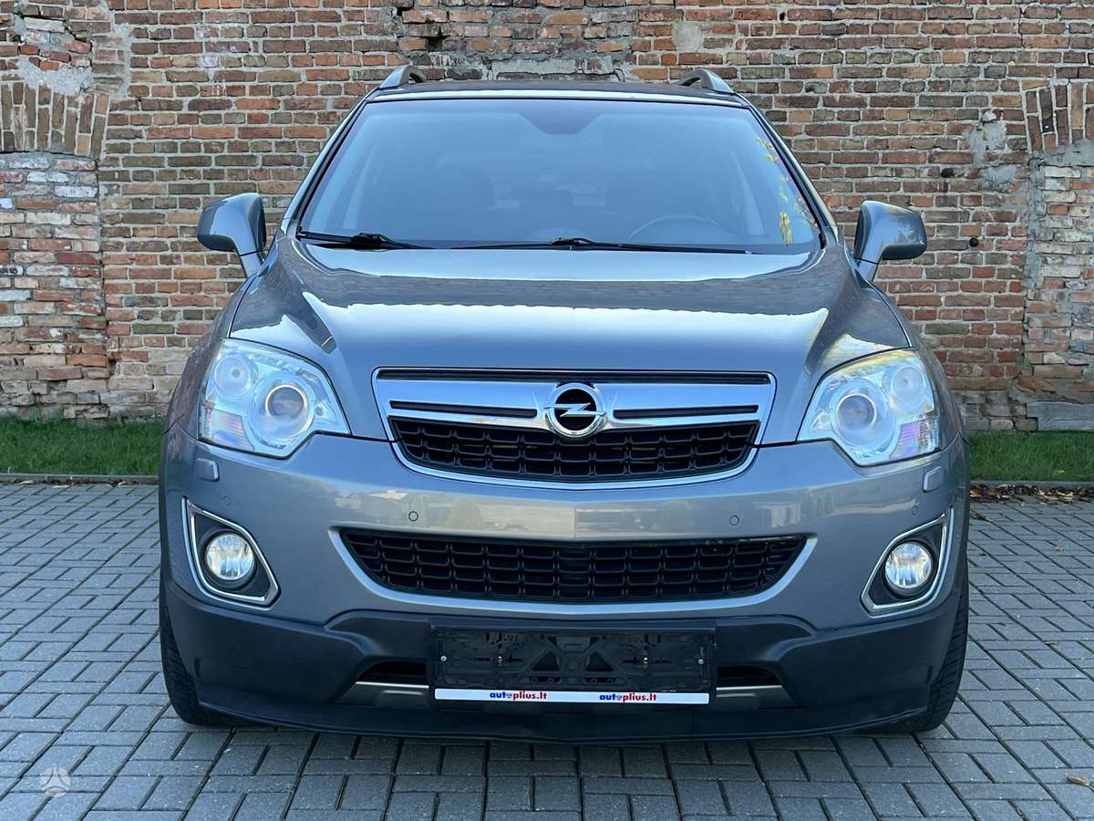 Opel Antara 2013 — салон