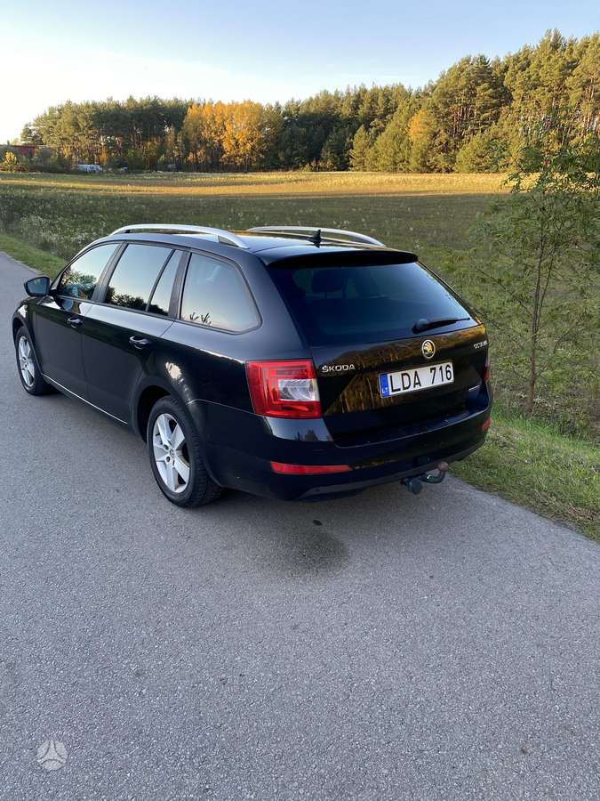 Skoda Octavia 2014 — interior