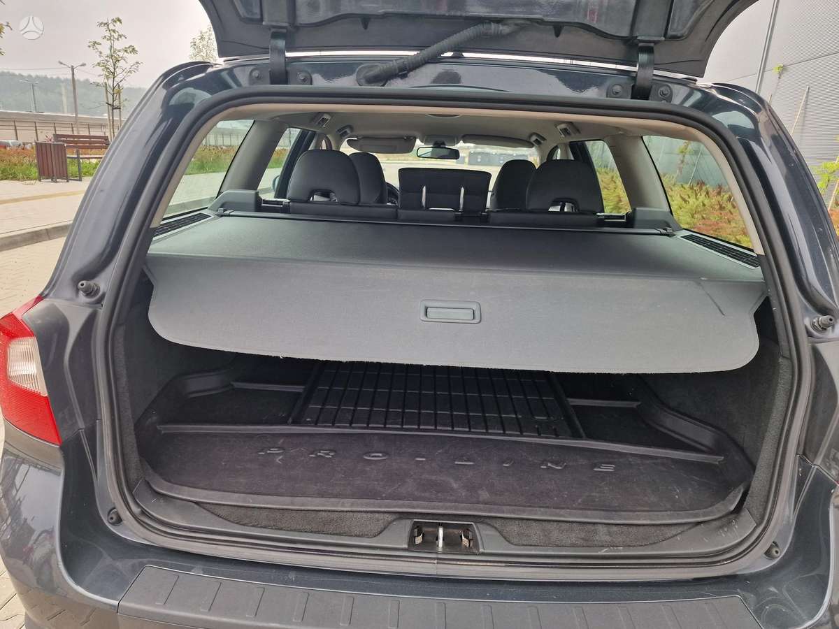 Volvo V70 2010 — photo 10