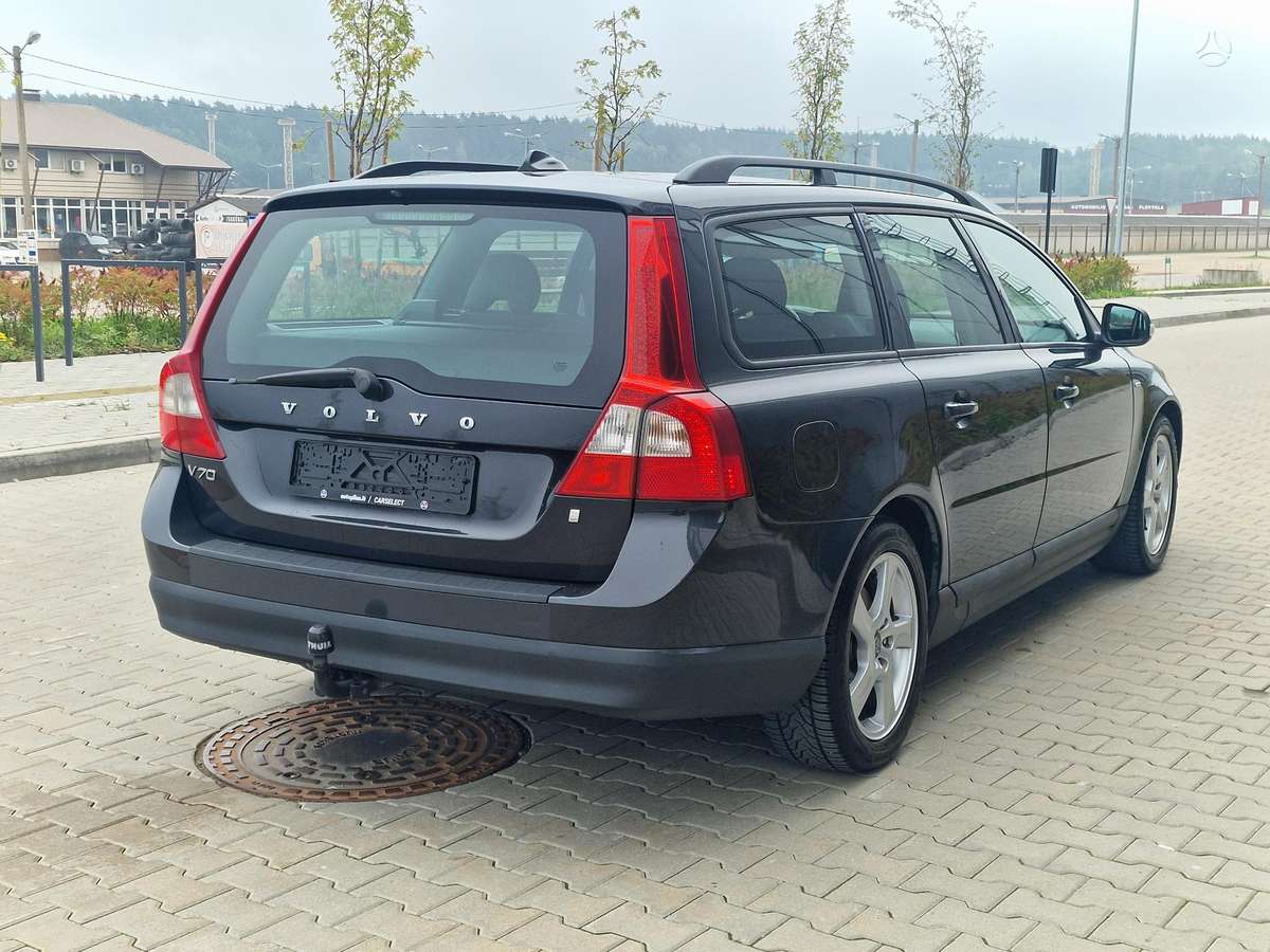 Volvo V70 2010 — photo 5