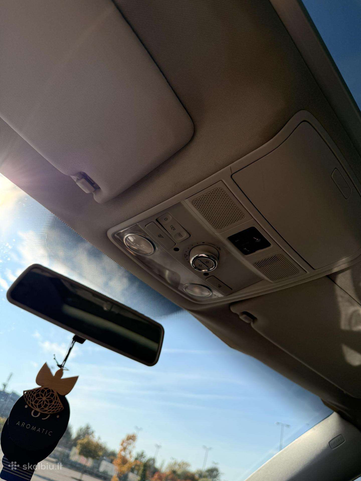 Volkswagen Tiguan 2009 — photo 25