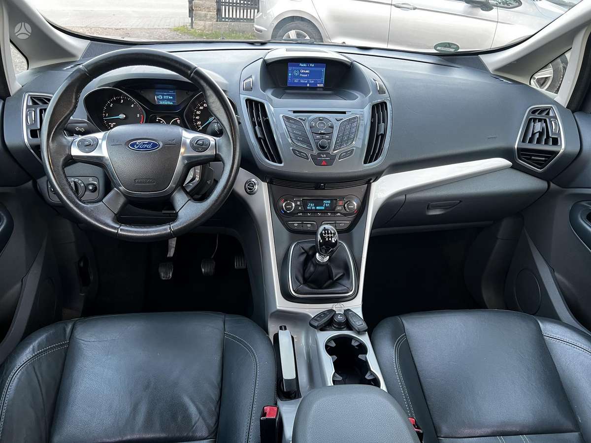 Ford Grand 2013 — photo 23