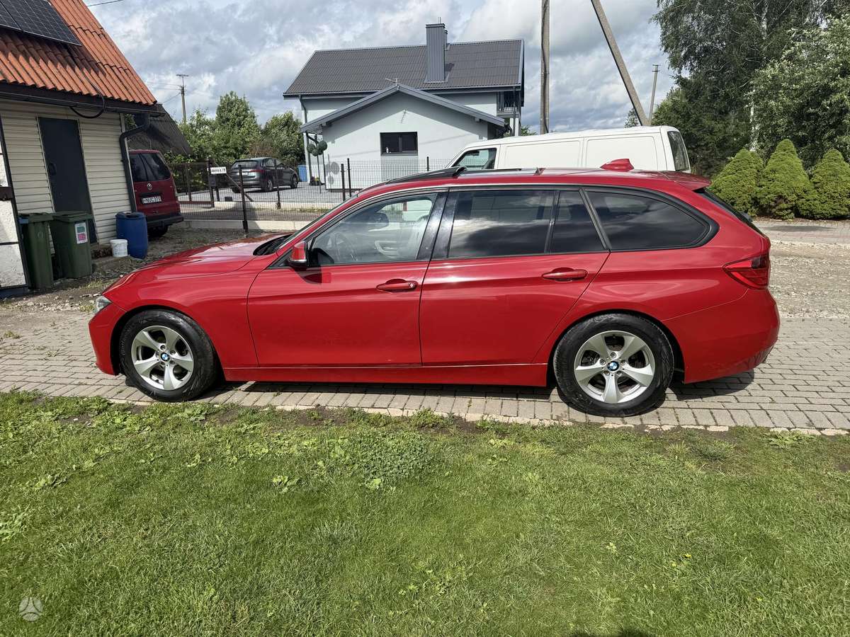 BMW 320 2013 — двигун 1995 cm³, 163 HP (120kW)