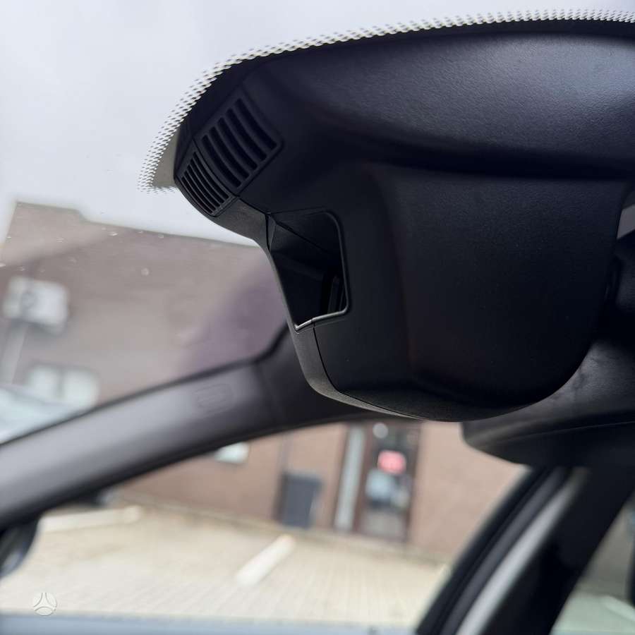 BMW 320 2011 — photo 25