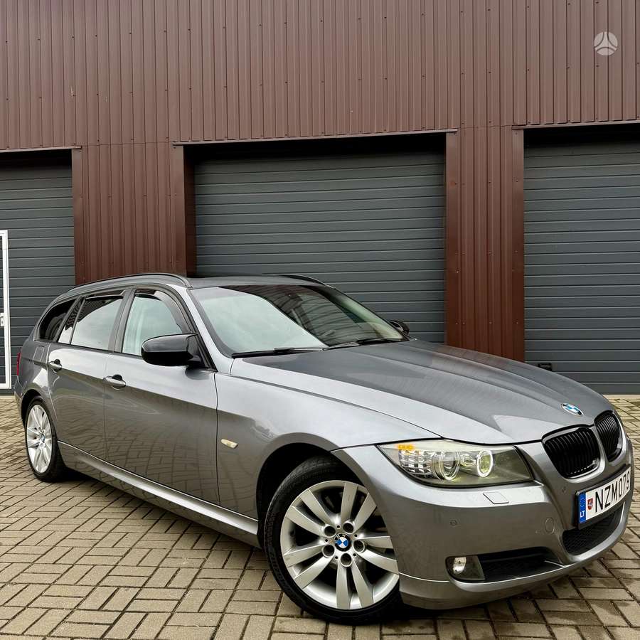 BMW 320 2011 — photo 6