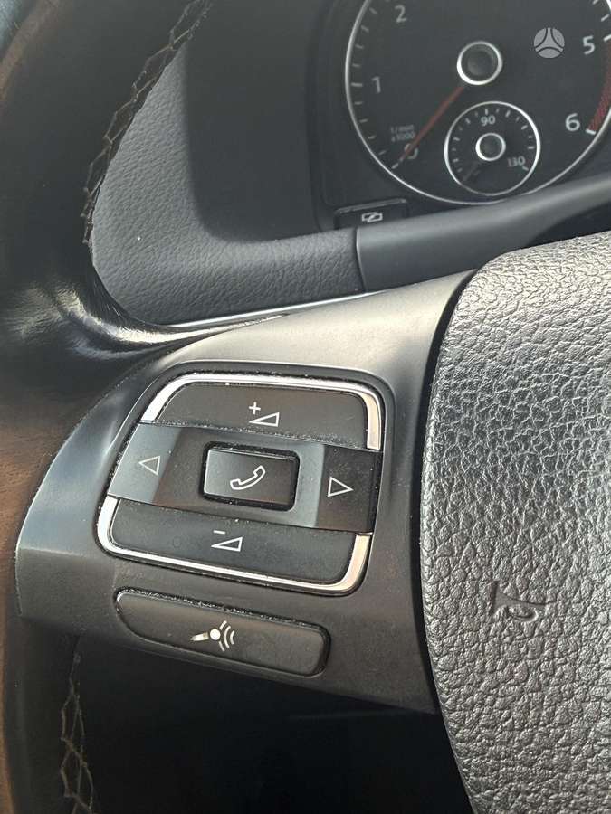 Volkswagen Touran 2014 — photo 6