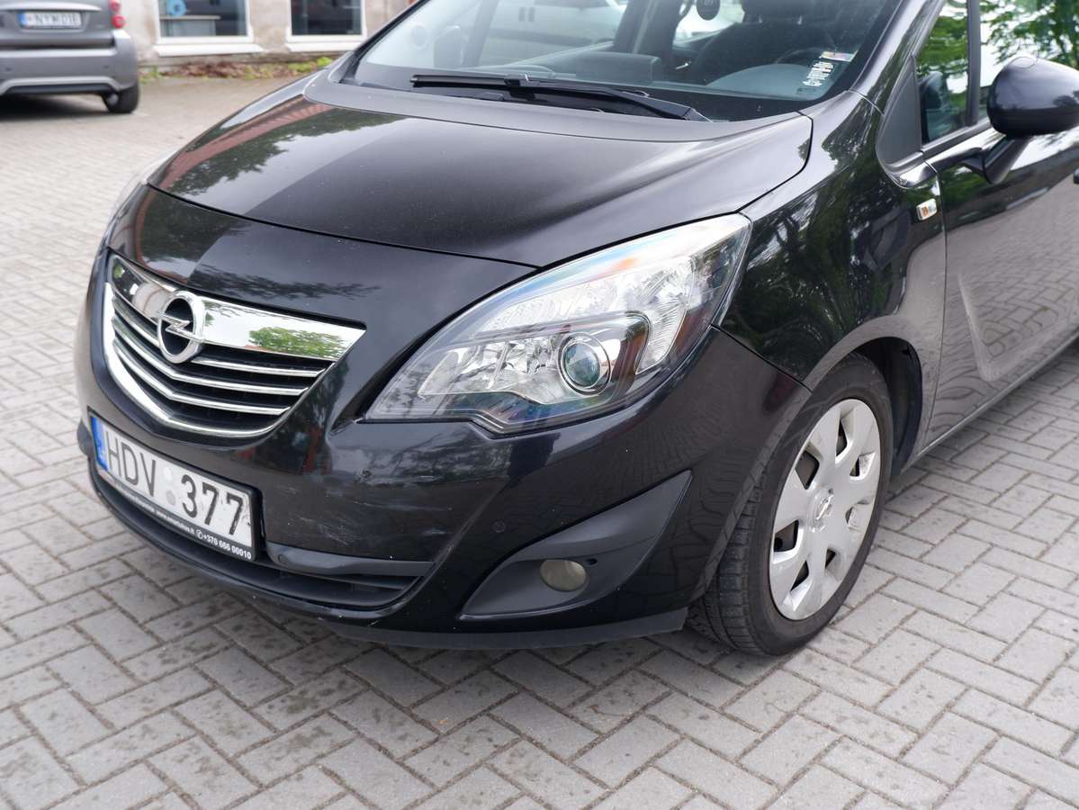 Opel Meriva 2011 — photo 9