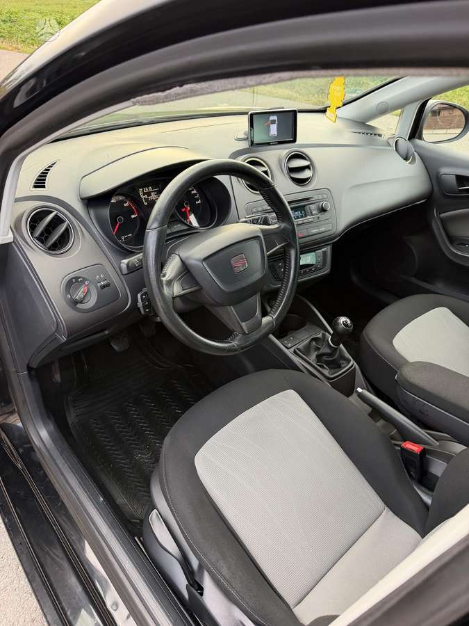 Seat Ibiza 2013 — фото 10