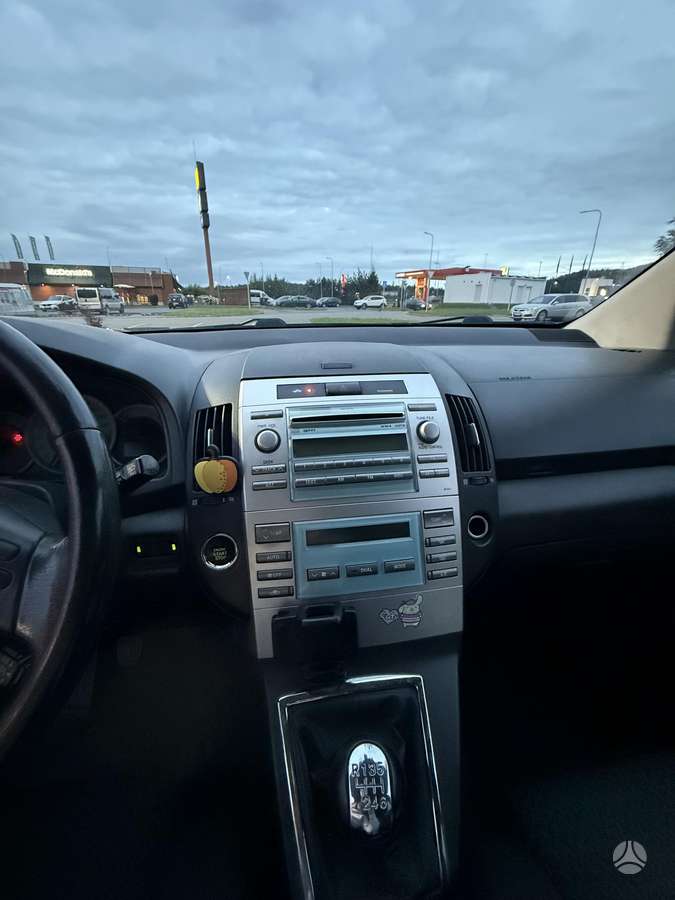 Toyota Corolla 2008 — interior