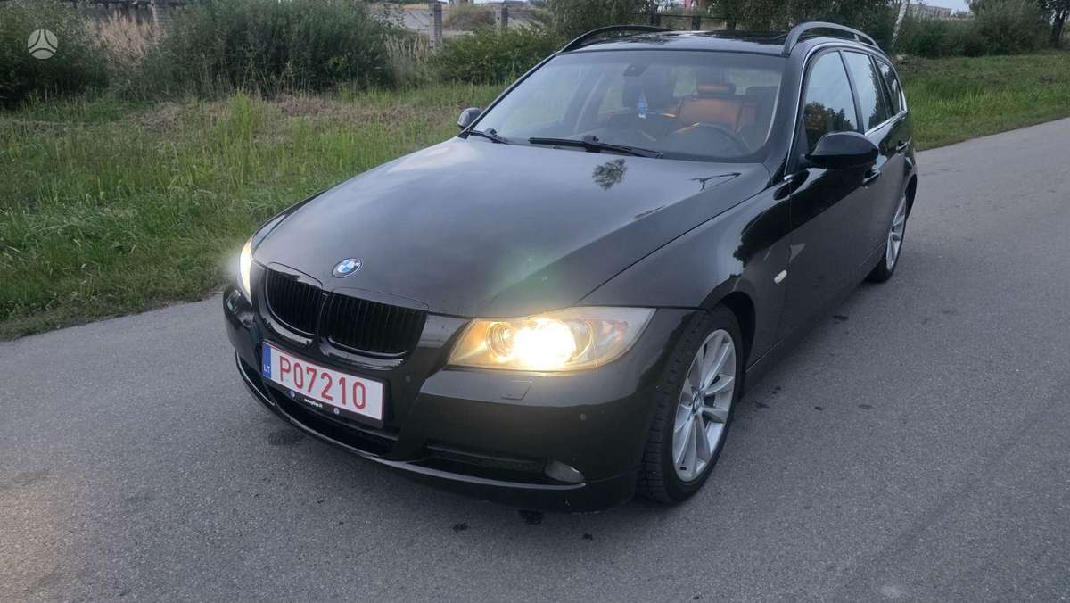 BMW 325 2005 — двигун 2497 cm³, 218 HP (160kW)