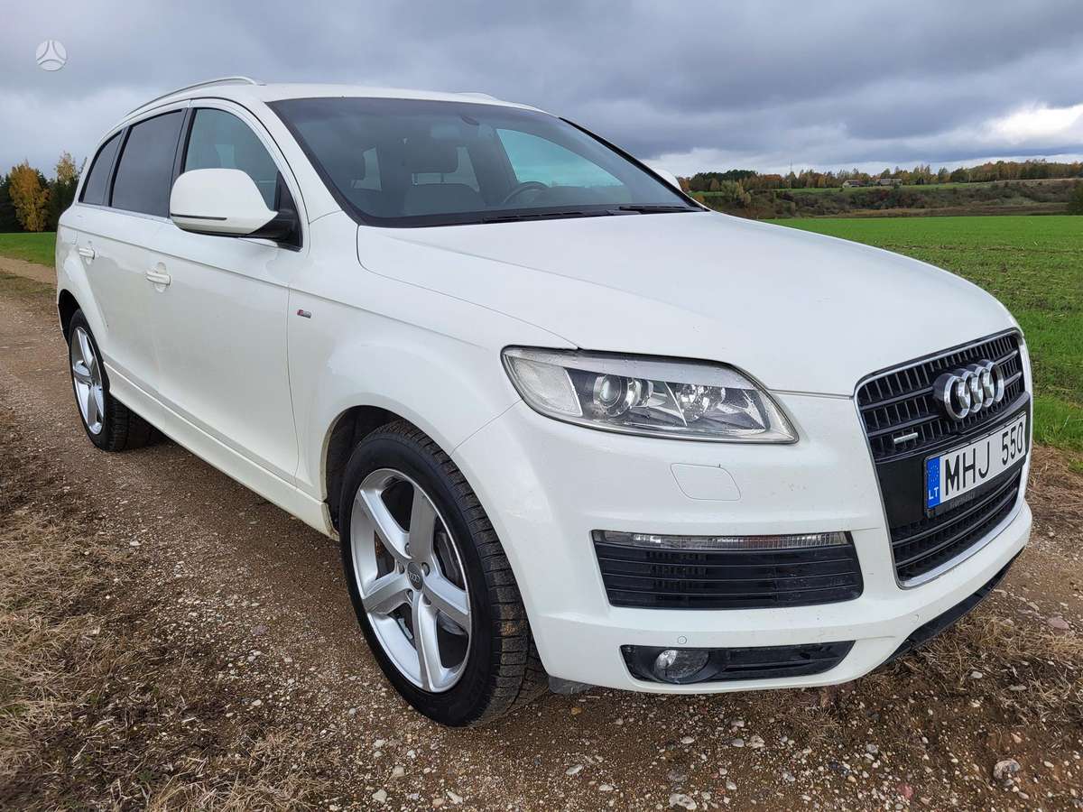 Audi Q7 2008 — вигляд ззаду