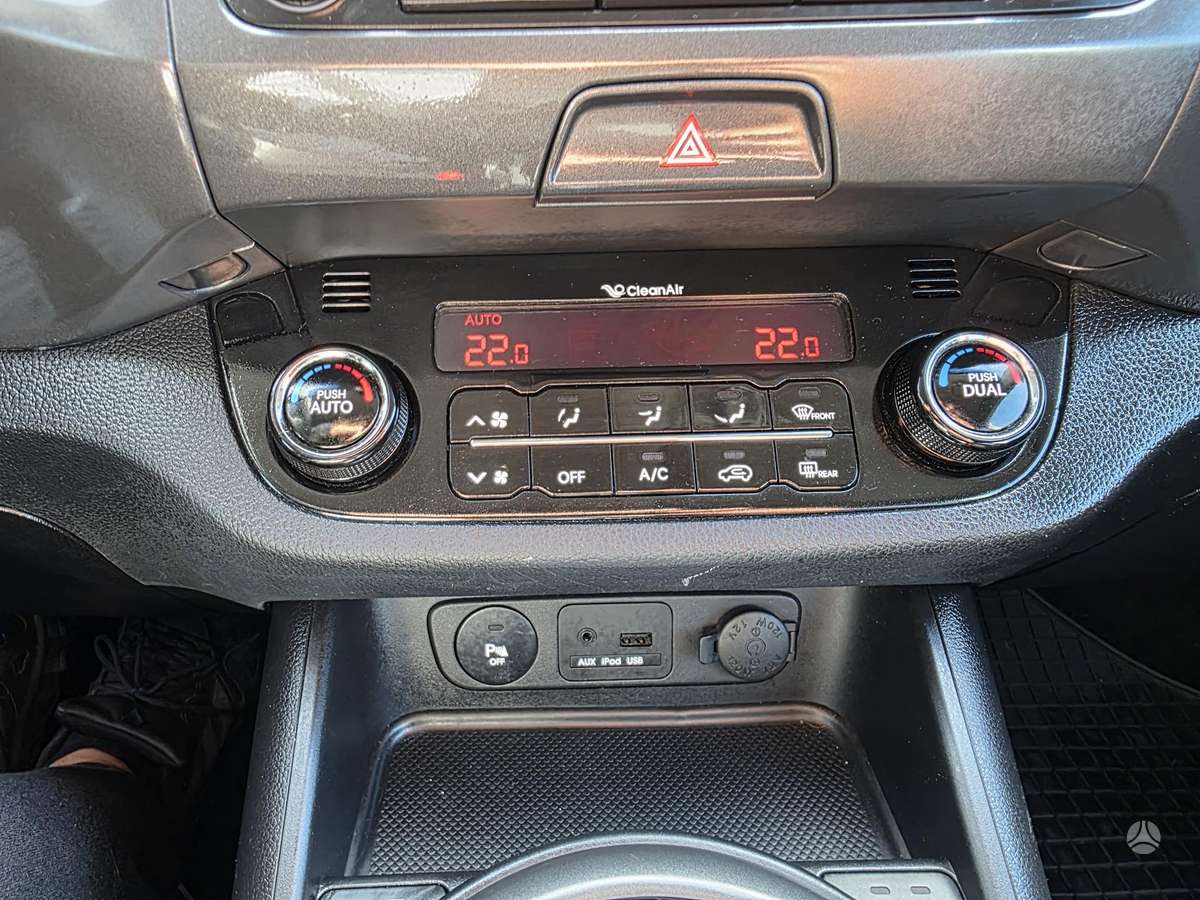 Kia Sportage 2012 — photo 20