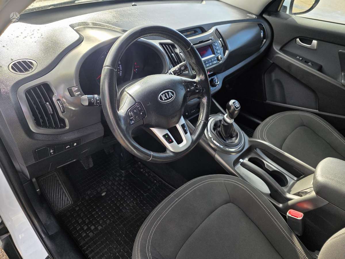 Kia Sportage 2012 — photo 9