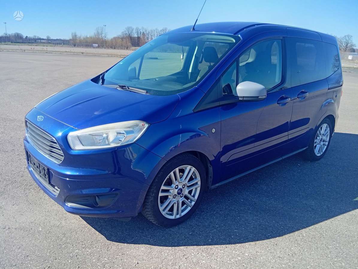 Ford Tourneo 2015 — двигун 1500 cm³, 95 HP (70kW)
