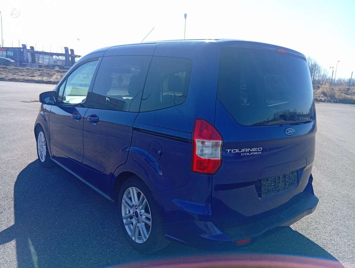 Ford Tourneo 2015 — фото 6