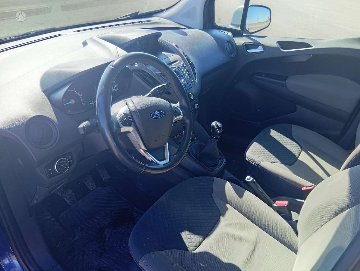 Ford Tourneo 2015 — фото 7