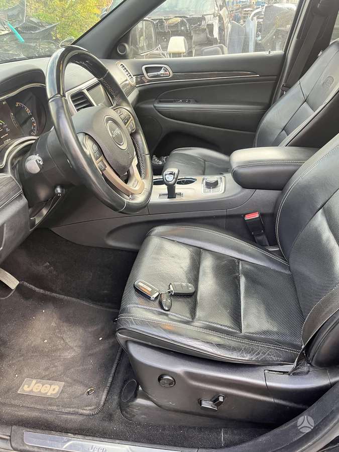 Jeep Grand 2014 — photo 9