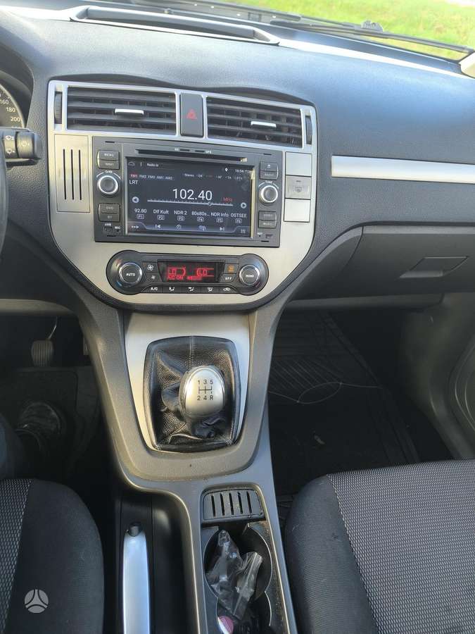 Ford C-MAX 2009 — engine 1753 cm³, 116 HP (85kW)