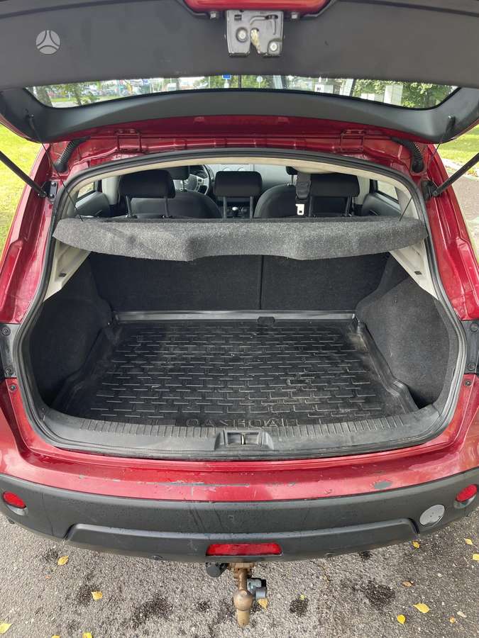 Nissan Qashqai 2011 — photo 8