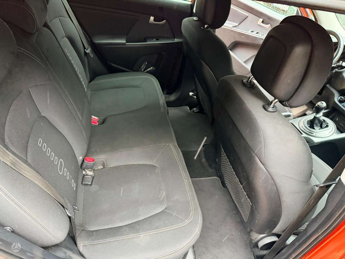 Kia Sportage 2011 — photo 10