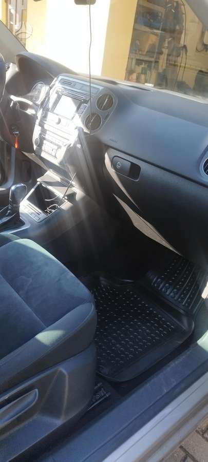 Volkswagen Tiguan 2013 — photo 11