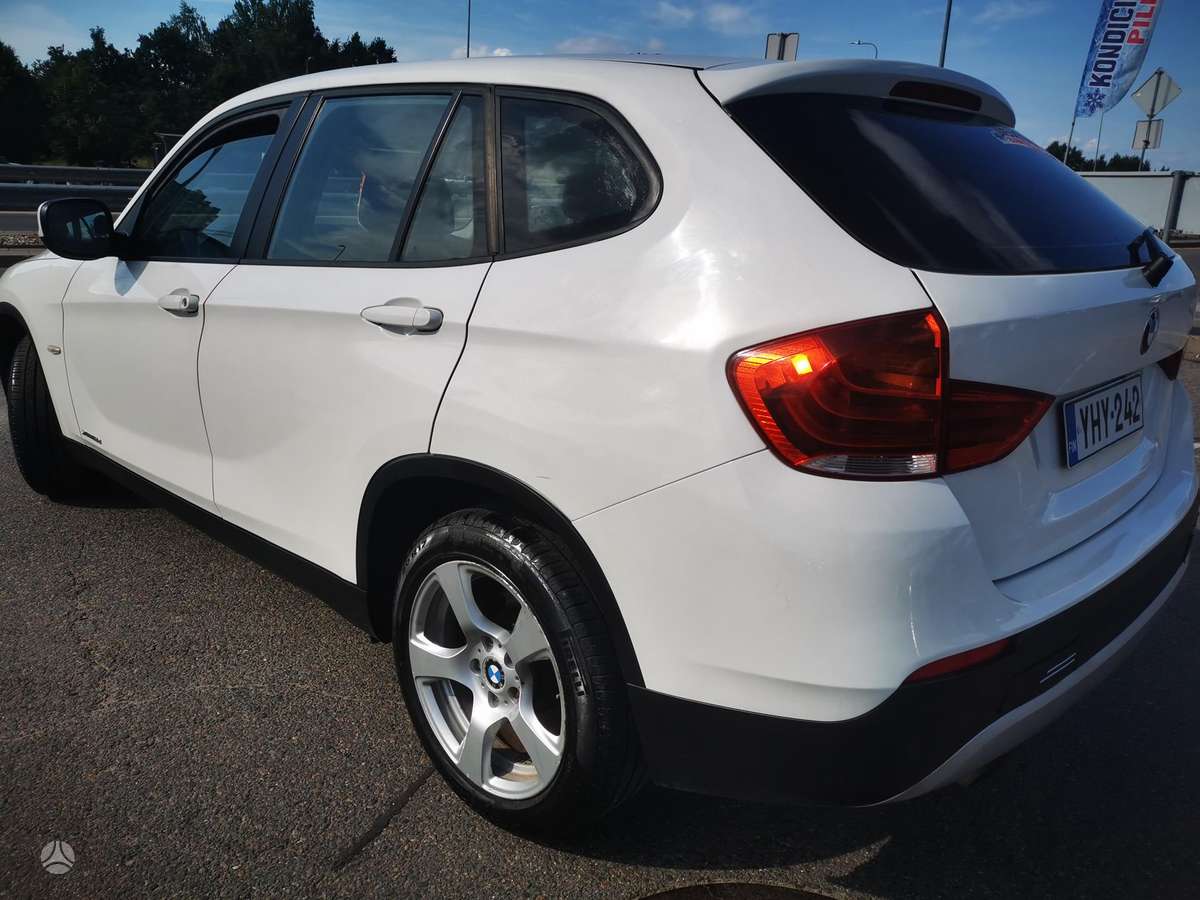 BMW X1 2012 — photo 10