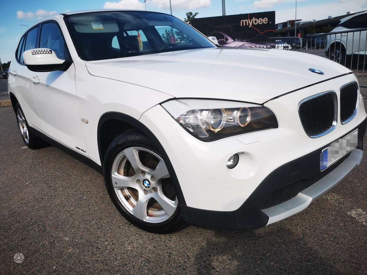 BMW X1 2012 — photo 27
