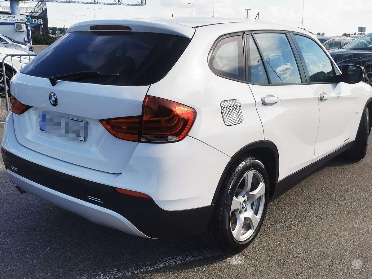 BMW X1 2012 — photo 28