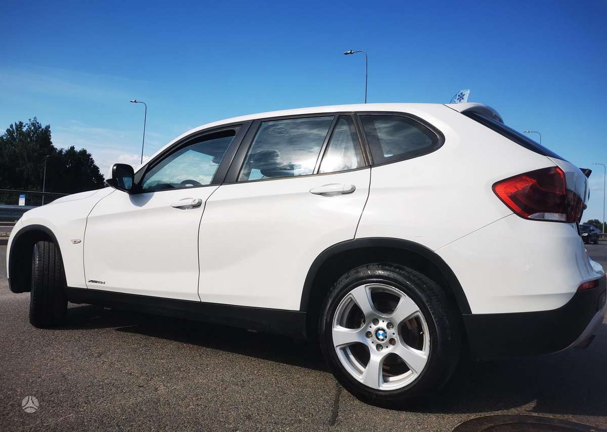 BMW X1 2012 — photo 29