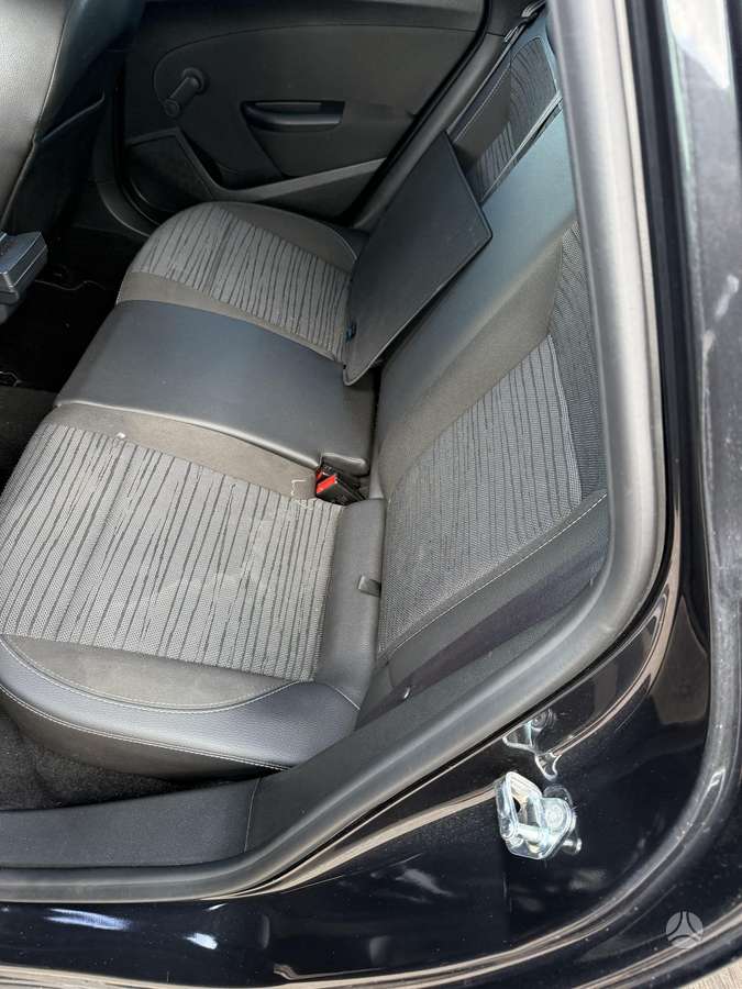 Opel Astra 2015 — photo 17