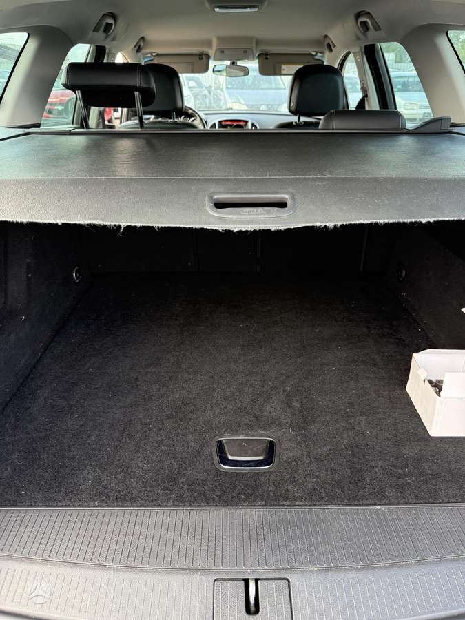 Opel Astra 2015 — photo 20