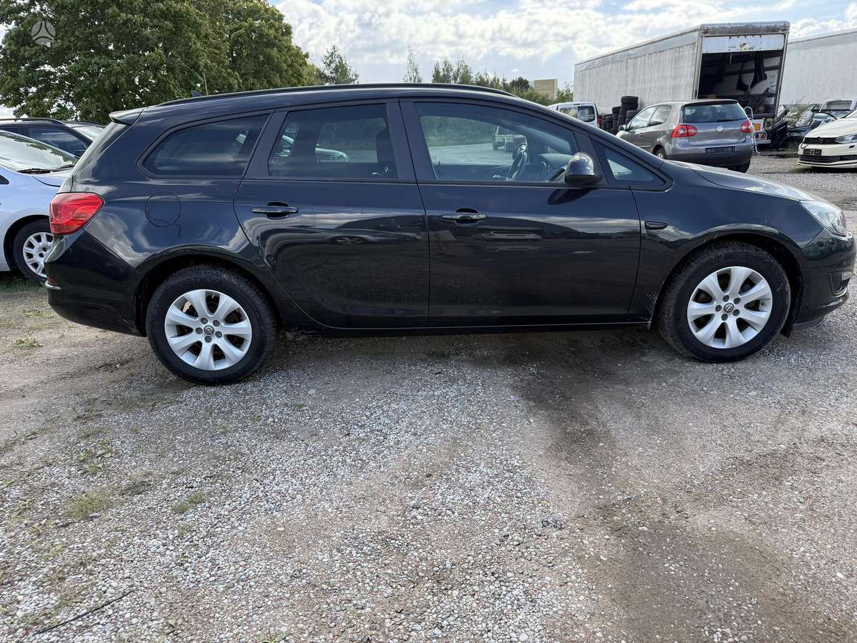 Opel Astra 2015 — photo 5