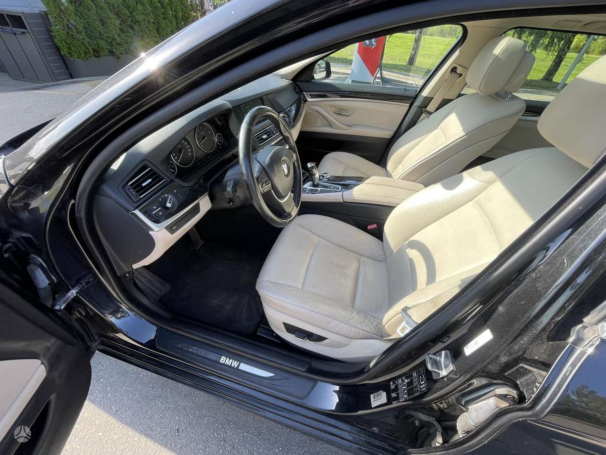 BMW 523 2011 — photo 16