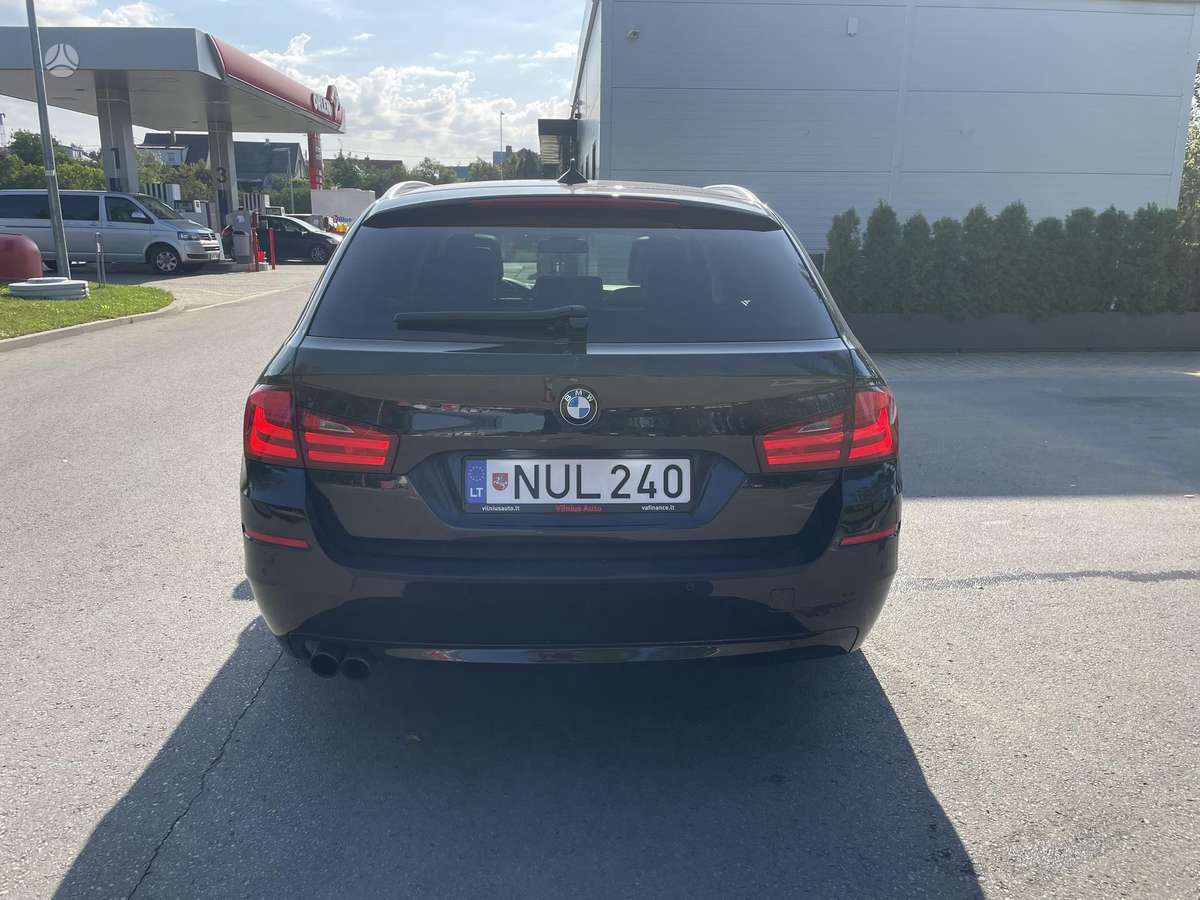 BMW 523 2011 — engine 2996 cm³, 204 HP (150kW)