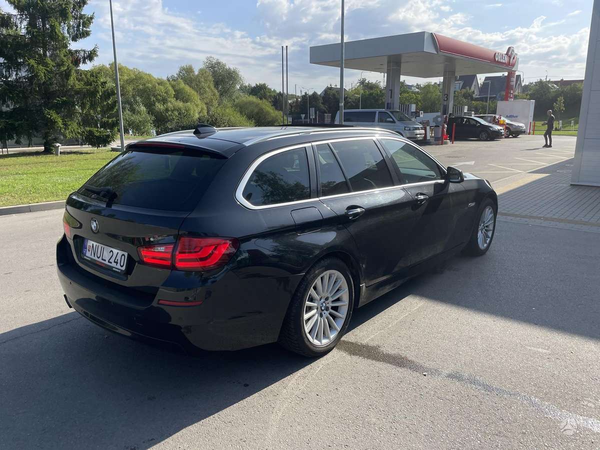 BMW 523 2011 — photo 5