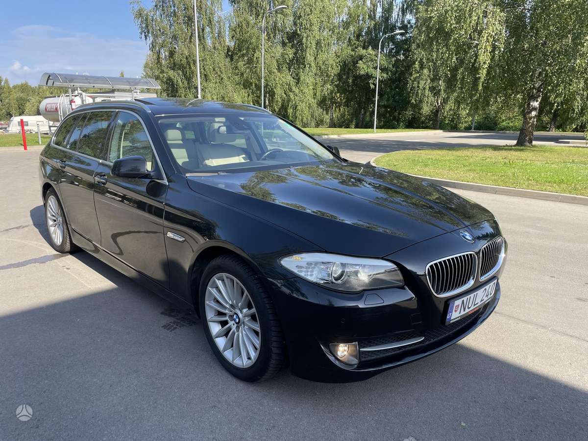 BMW 523 2011 — photo 7