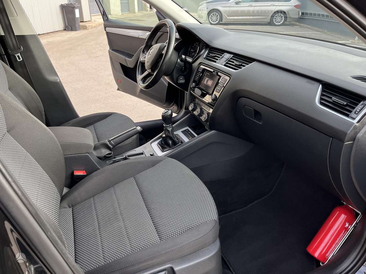 Skoda Octavia 2015 — photo 8