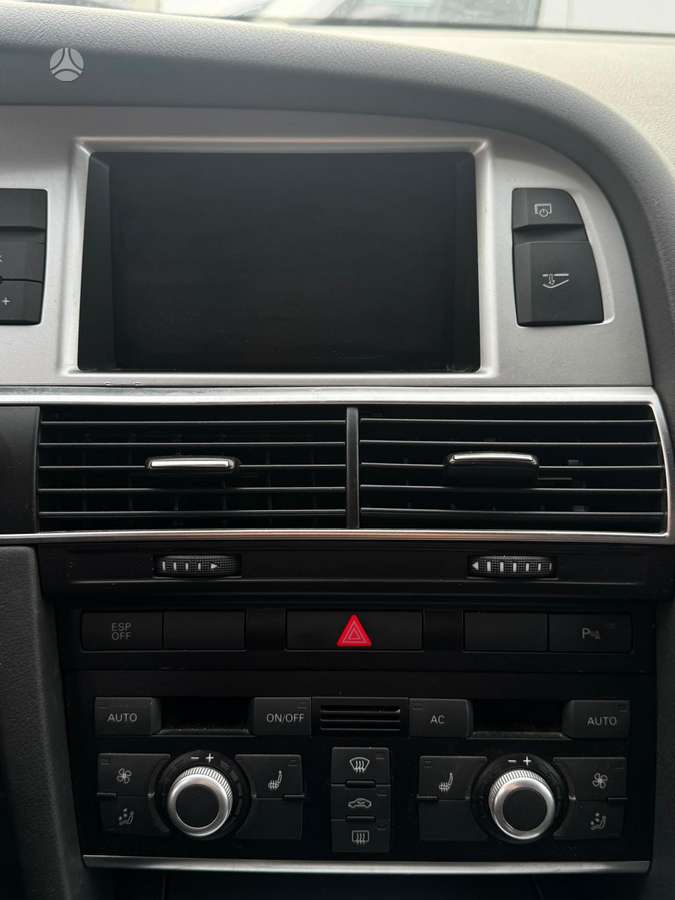 Audi A6 2009 — photo 11