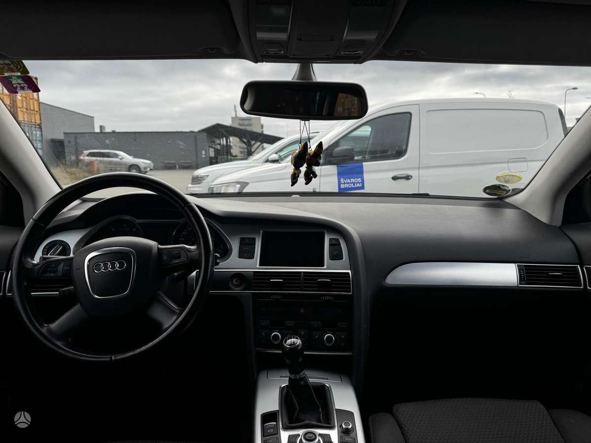 Audi A6 2009 — photo 13