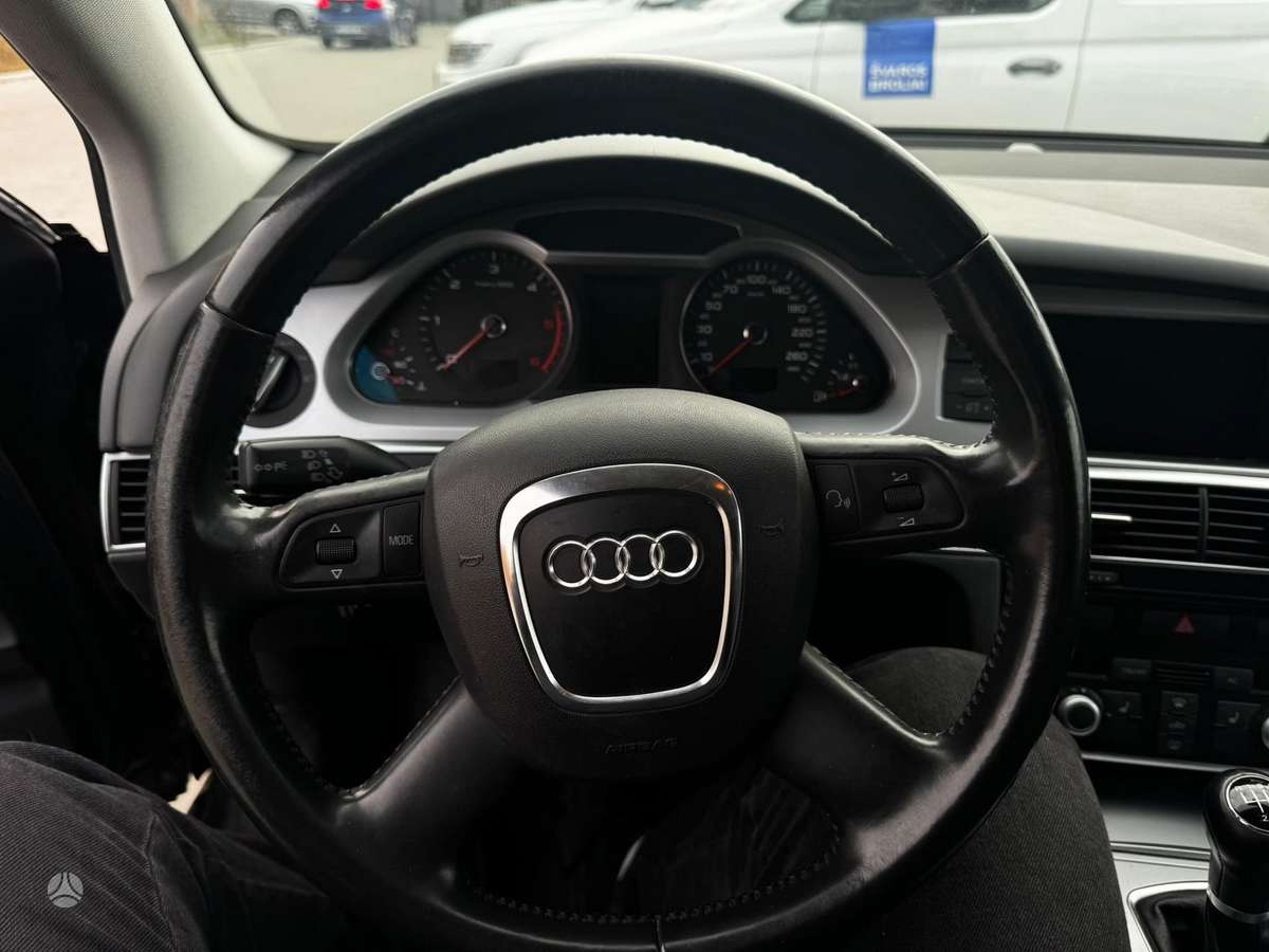Audi A6 2009 — photo 14