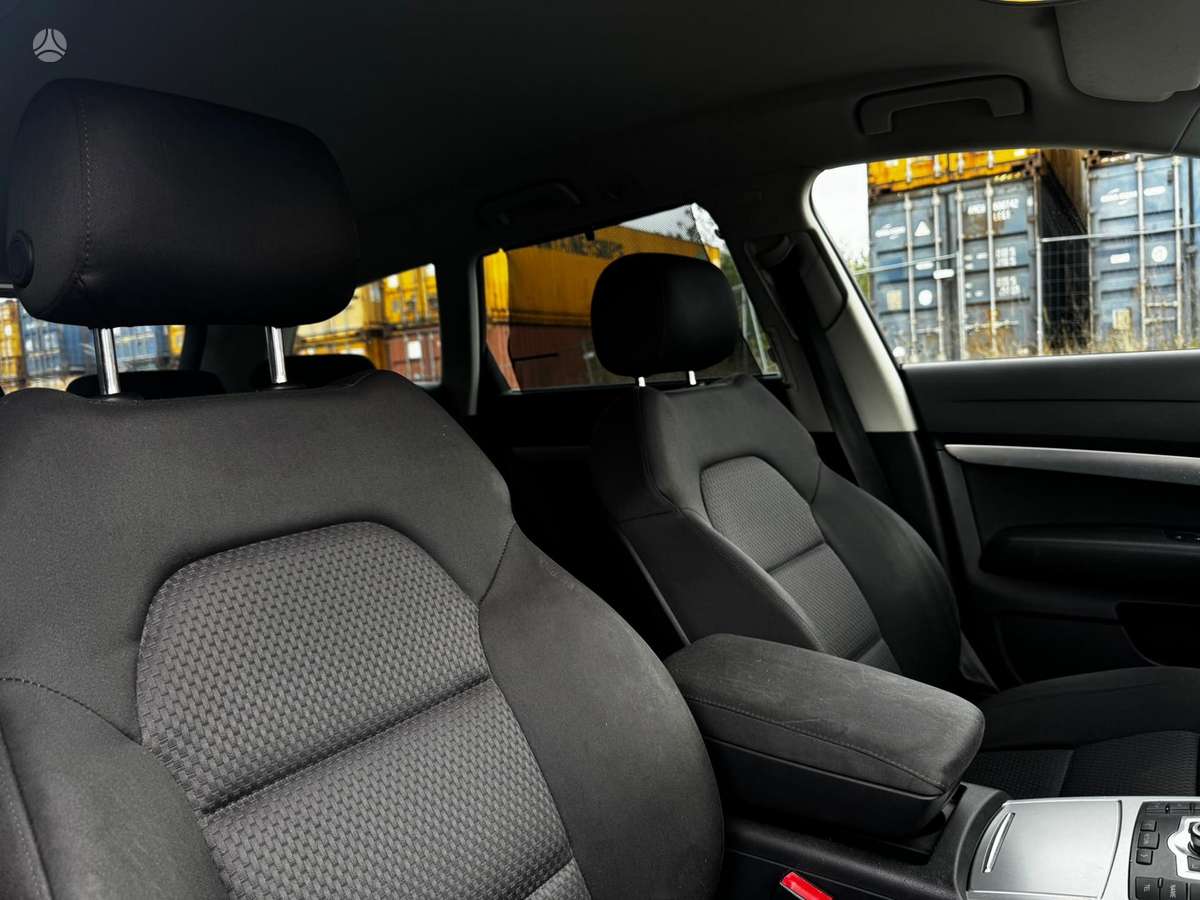 Audi A6 2009 — photo 9